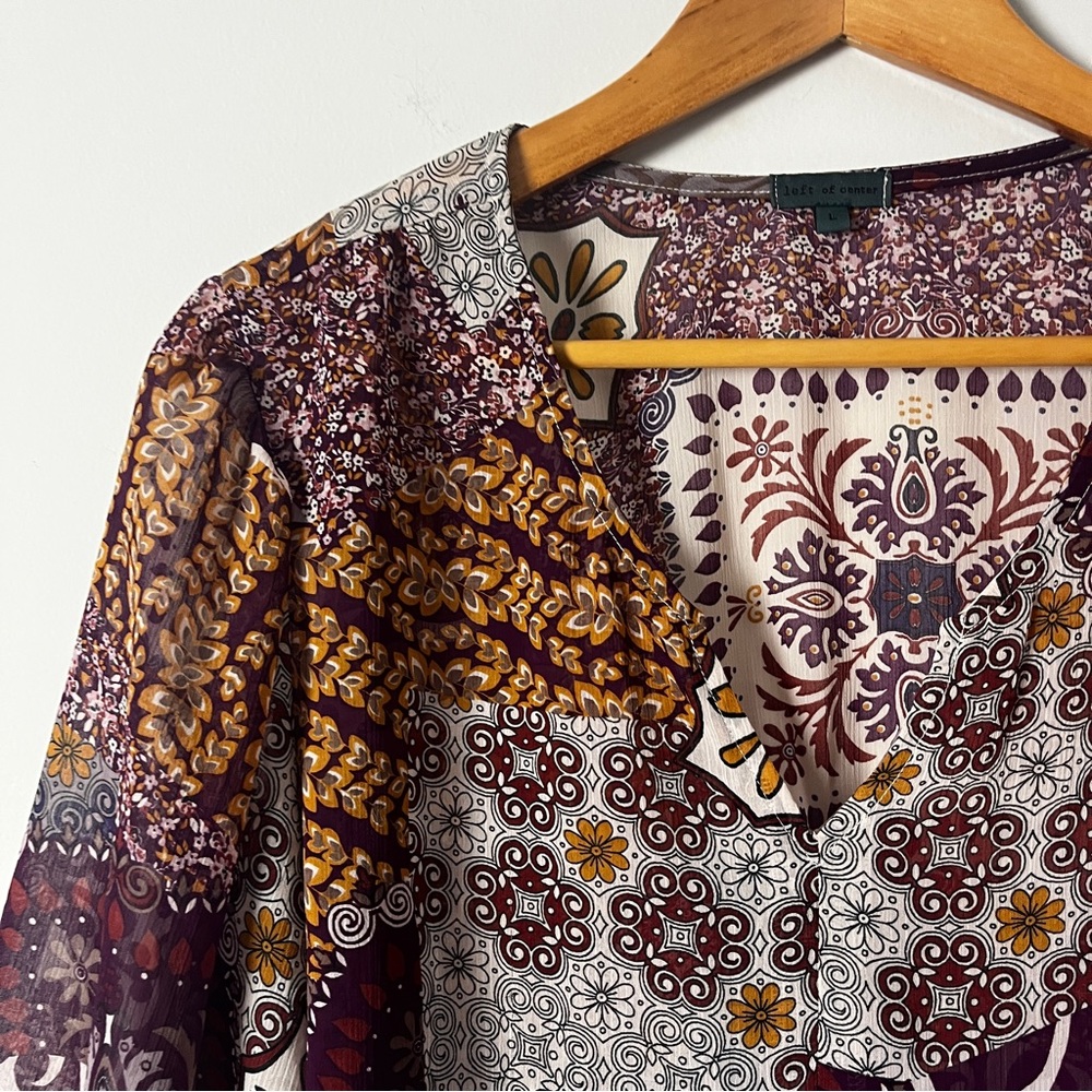 2/$14 Left of Center Brown Boho Sheer Peasant Top Large Paisley V-Neck - Picture 4 of 7